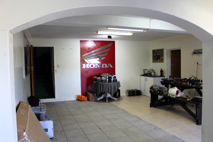 3 Bedroom Property for Sale in West Beach Eastern Cape